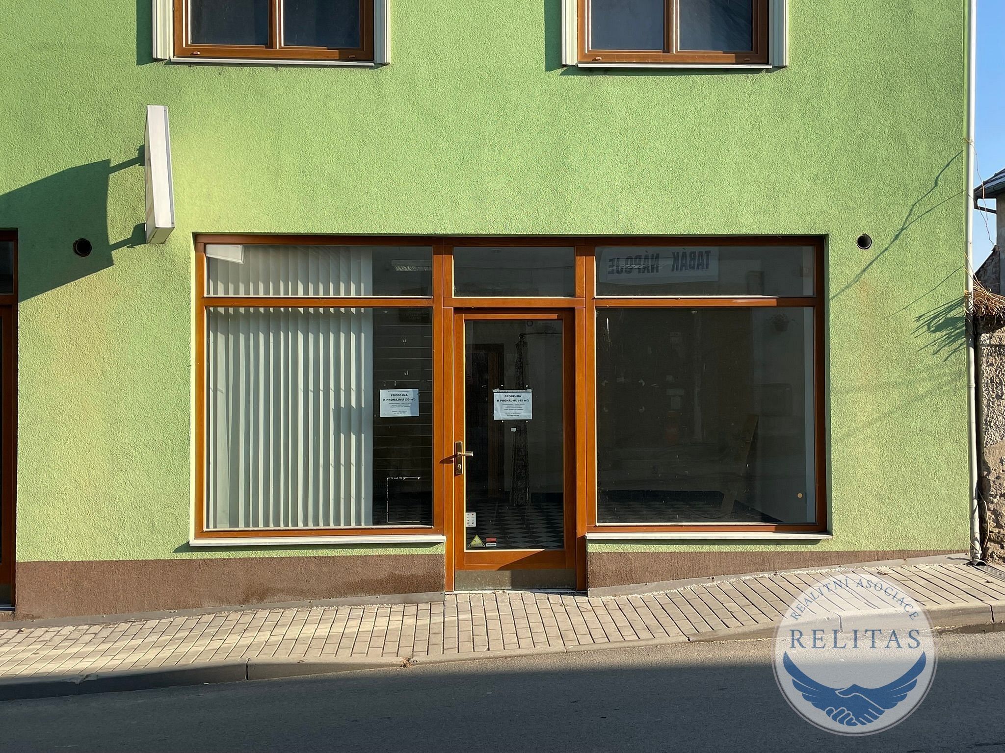 Pronájem obchodní prostory - Hlavní, Štěchovice, 50 m²