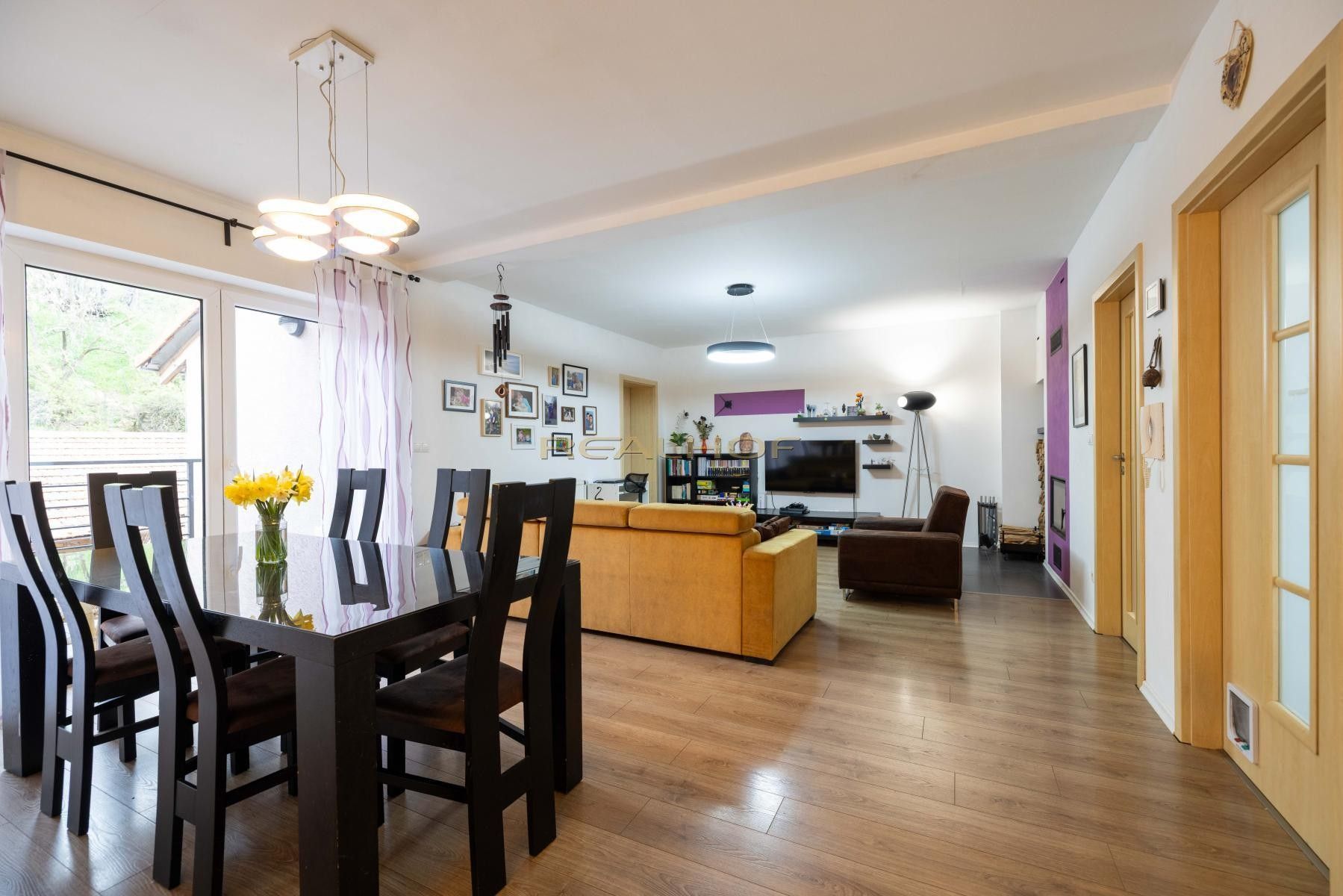 Prodej rodinný dům - Pod Lipami, Silůvky, 200 m²