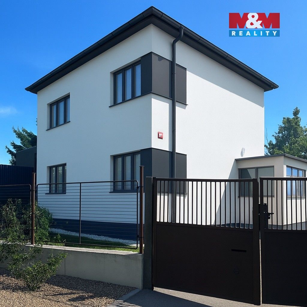 Prodej rodinný dům - Zeměchy, Jimlín, 180 m²