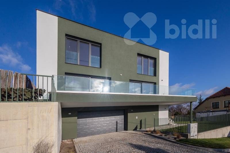 Rodinné domy, Sedlec, 275 m²