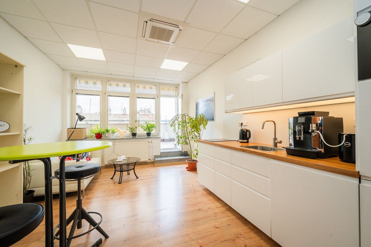 Pronájem kancelář - Praha - Vinohrady, Hlavní město Praha, 21 m² - 5