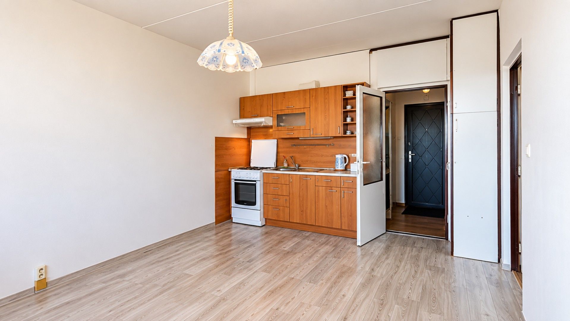 2+kk, Sokolovská, Plzeň, 40 m² - 2
