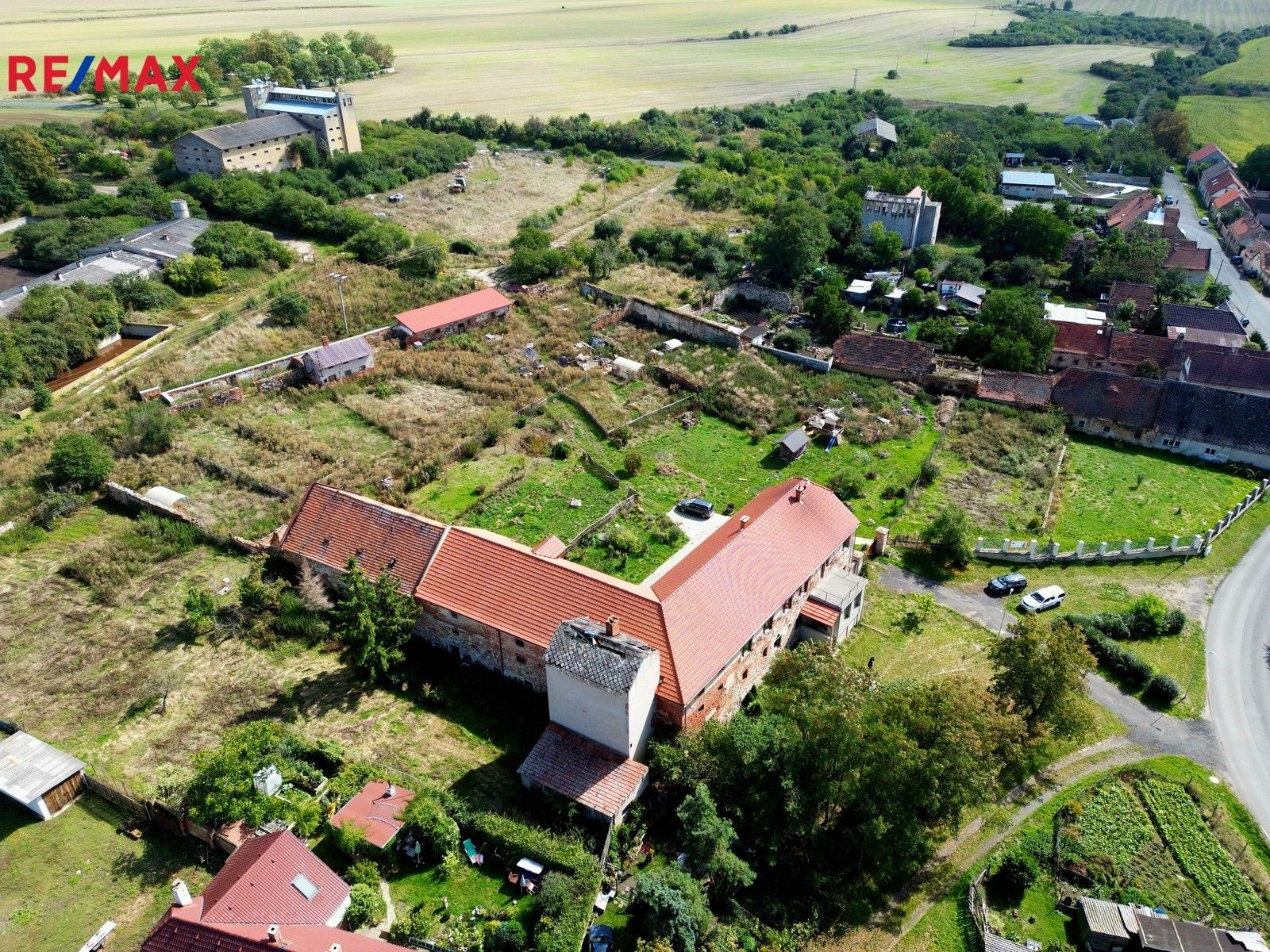 Prodej rodinný dům - Letov, Podbořany, 732 m²