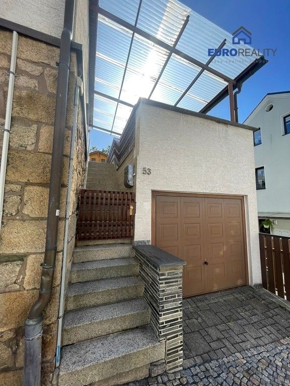 Prodej rodinný dům - 987 66, Zahraničí