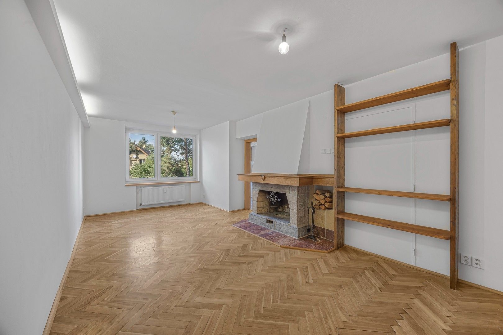 Pronájem byt 3+1 - Svépomoci, Praha - Zbraslav, 71 m² - 2