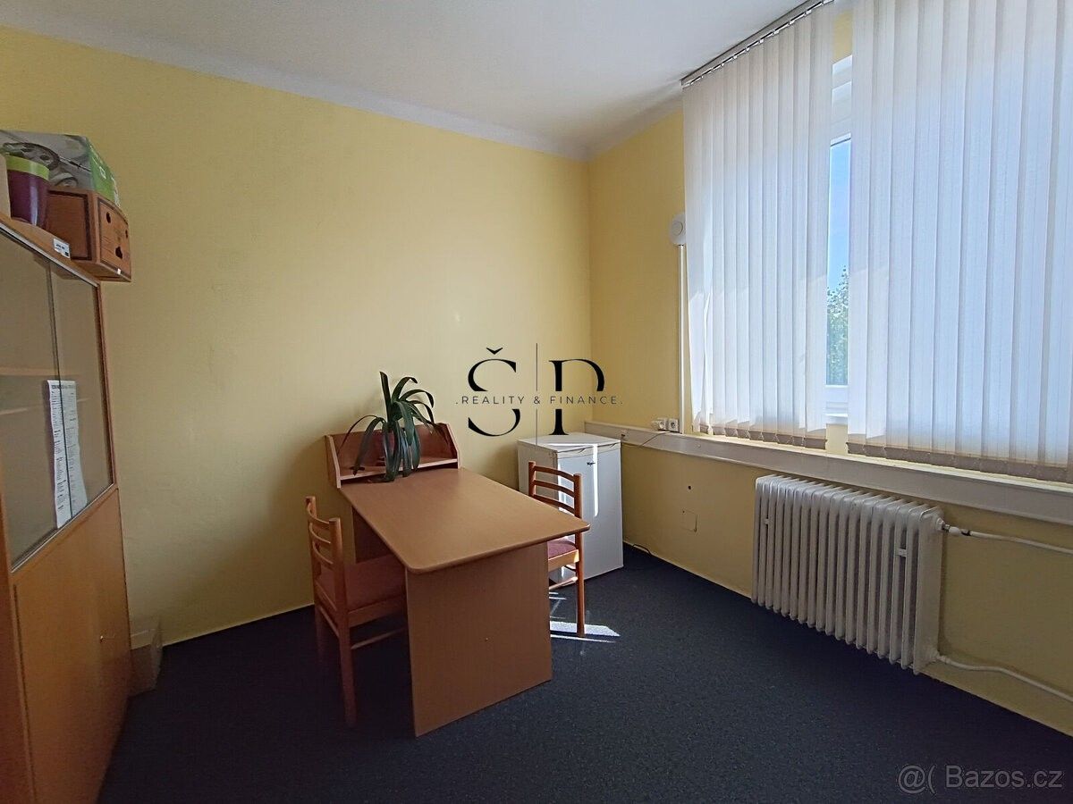 Kanceláře, Nýřany, 330 23