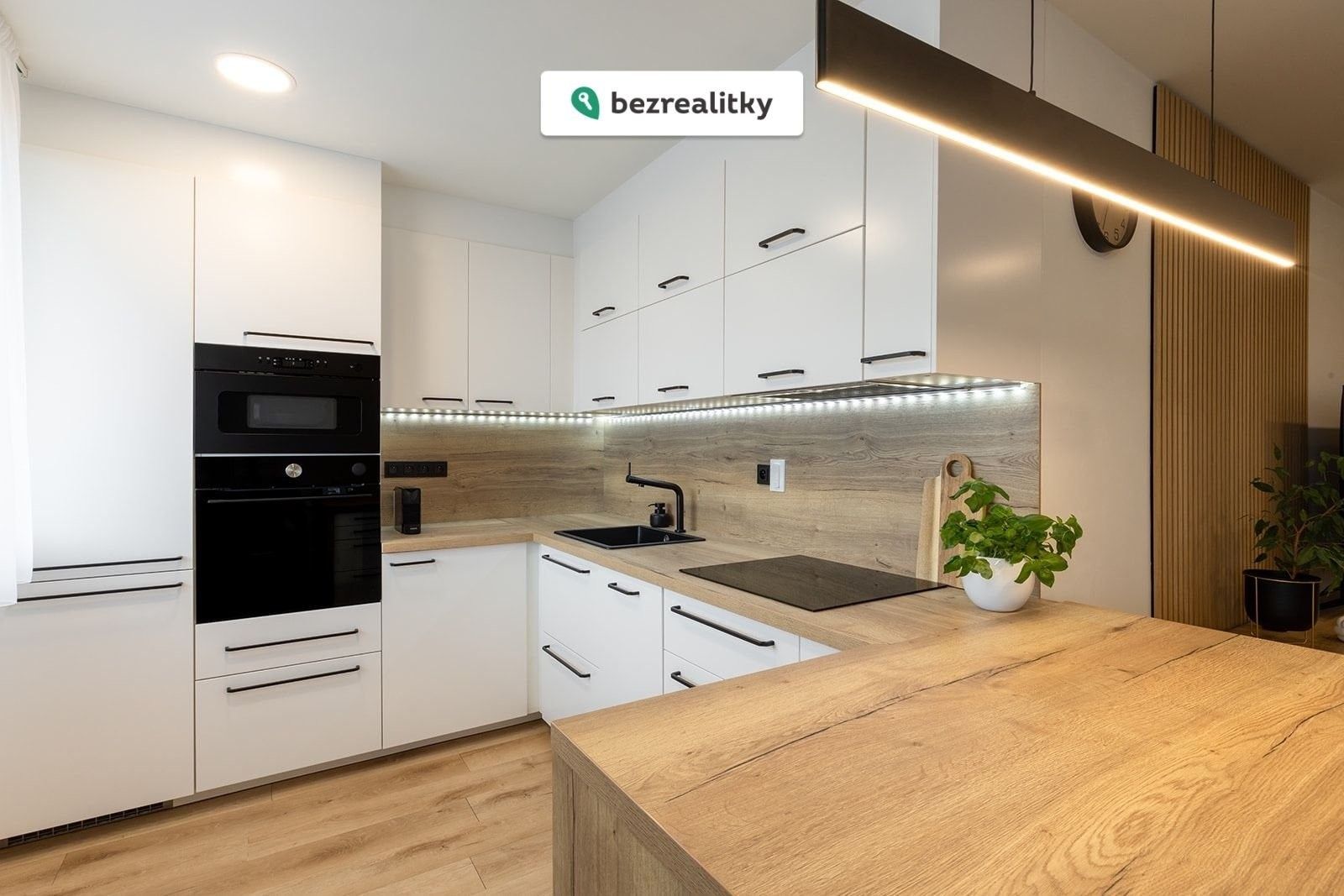 Prodej byt 4+kk - Hurbanova, Praha, 80 m²