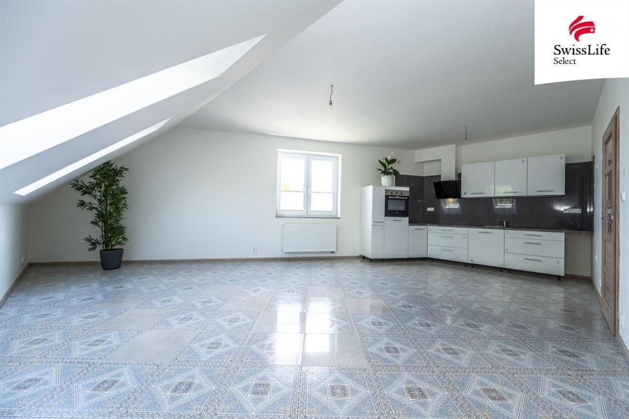 3+kk, Břežany II, 77 m²