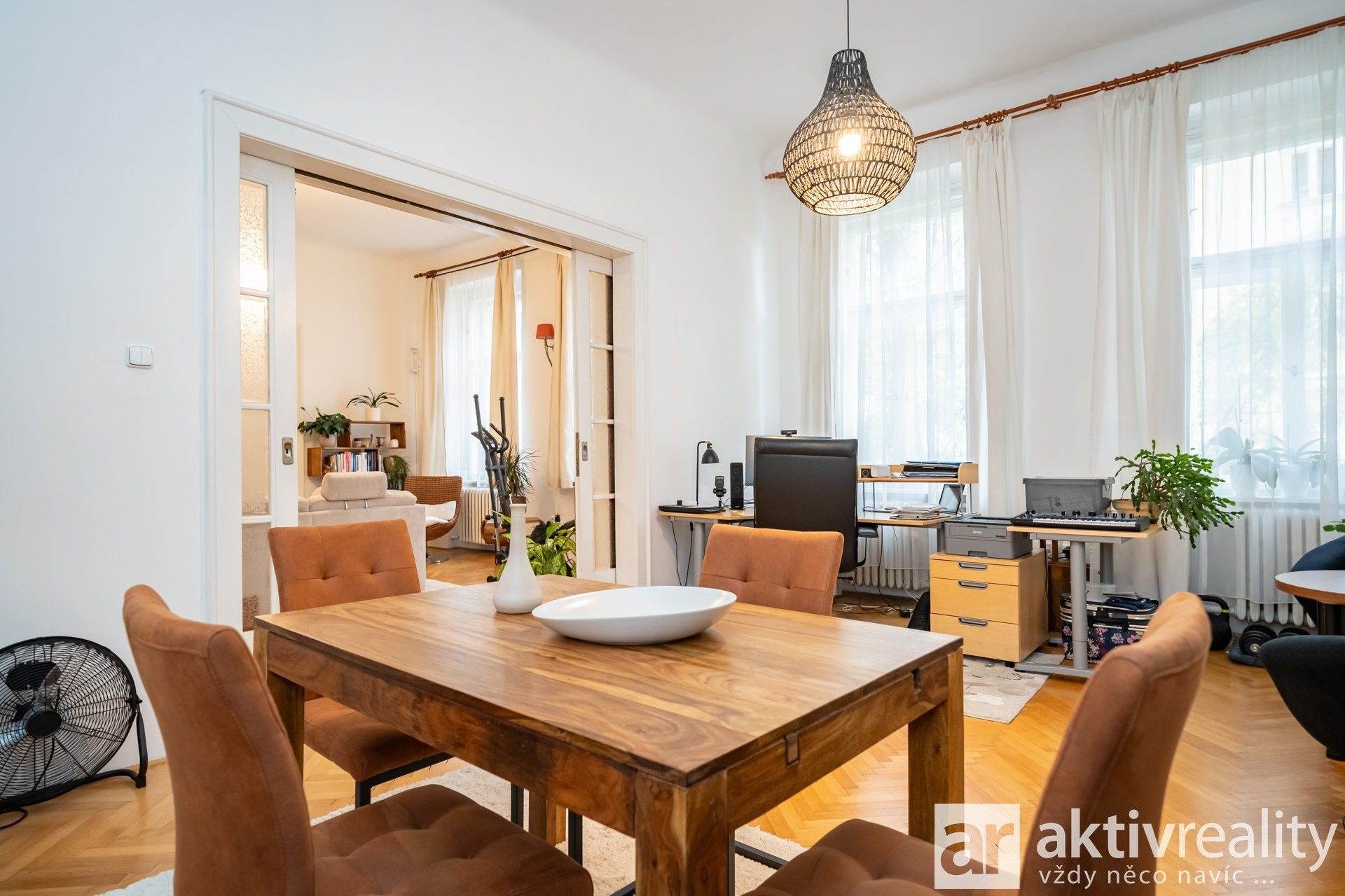 Pronájem byt 3+1 - Polská, Praha, 134 m²