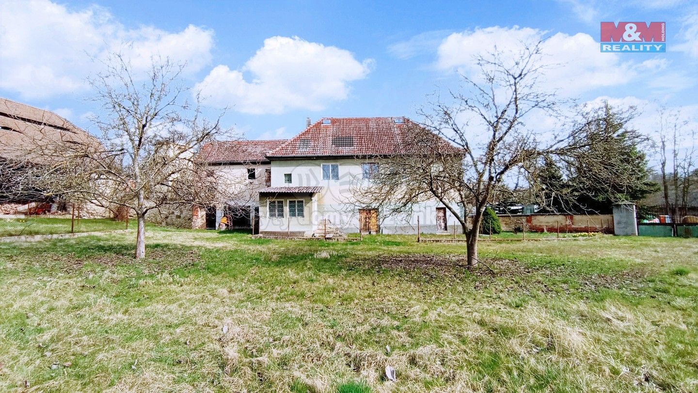 Prodej rodinný dům - Tatinná, Bitozeves, 102 m²