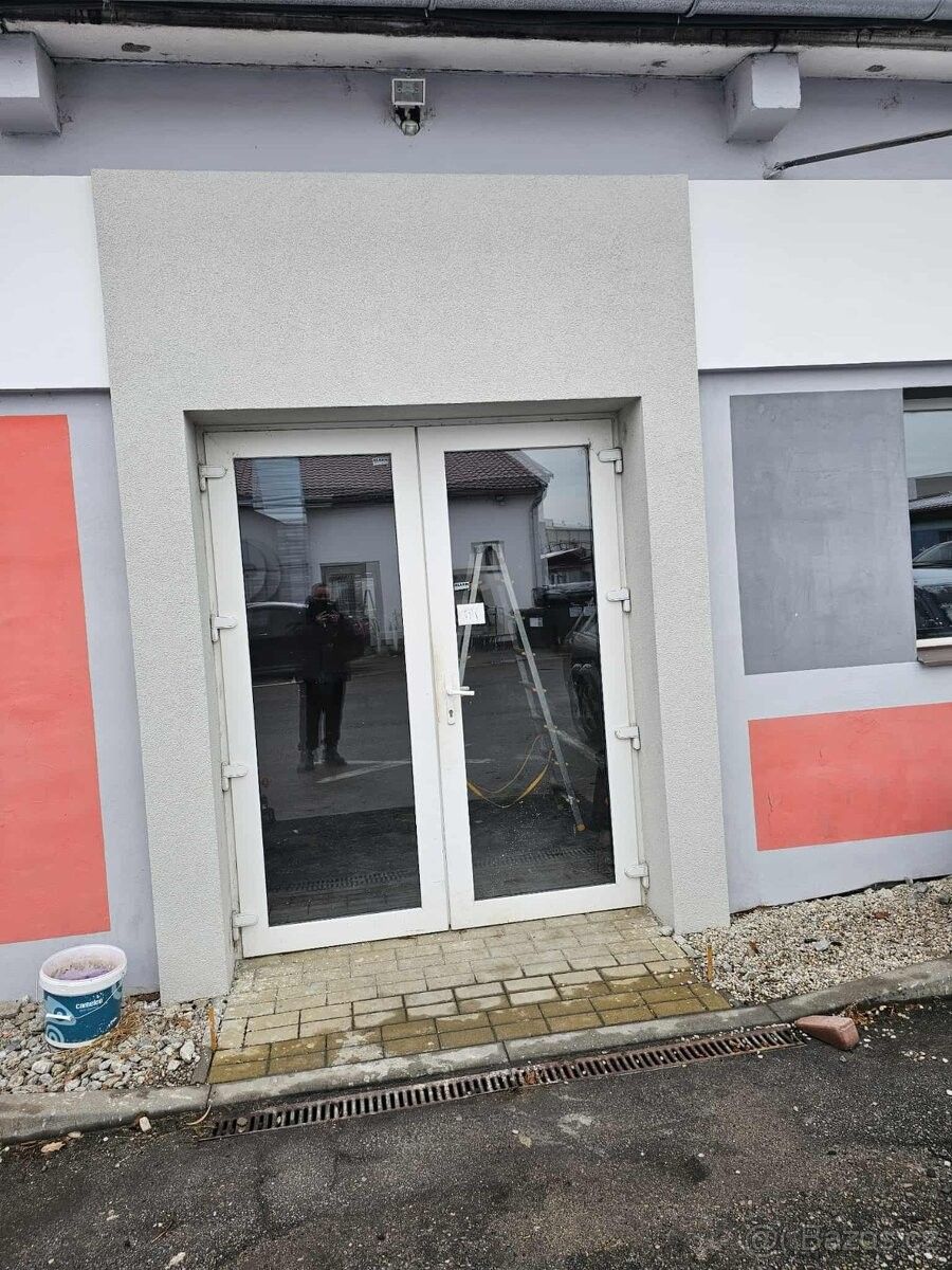 Pronájem obchodní prostory - České Budějovice, 370 04