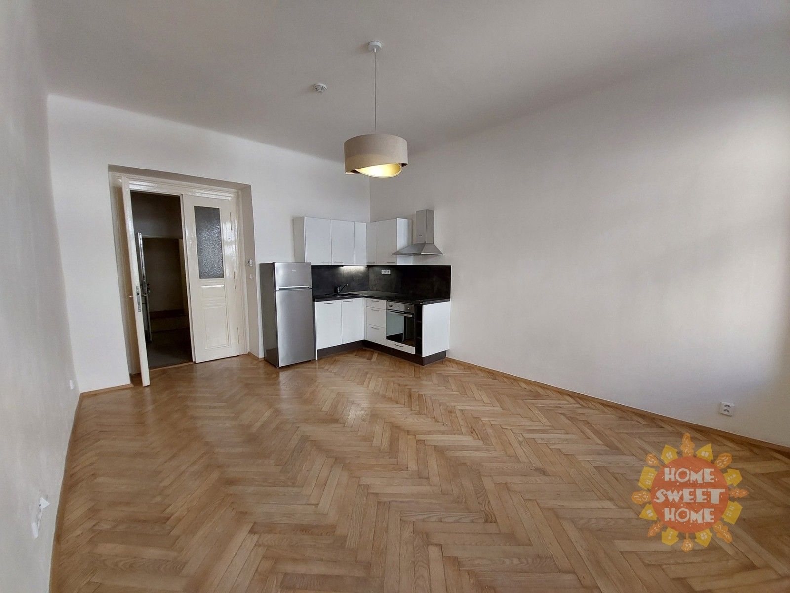 1+kk, Lípová, Praha, 33 m²