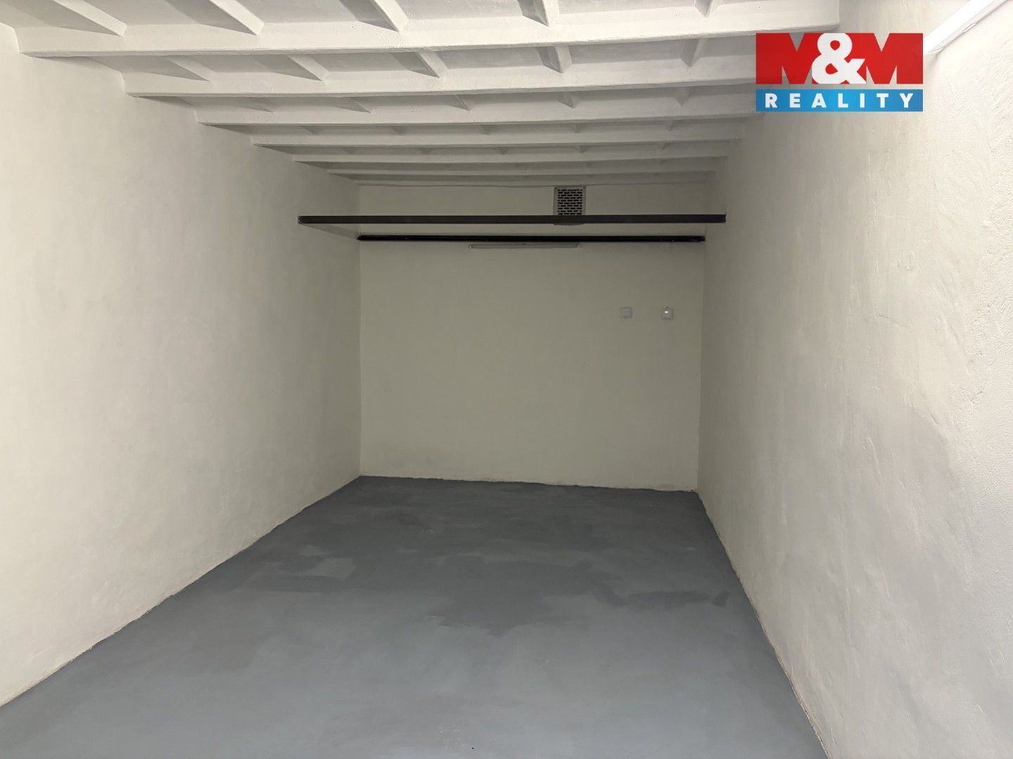 Prodej ostatní - Zelené Předměstí, Pardubice, 18 m²