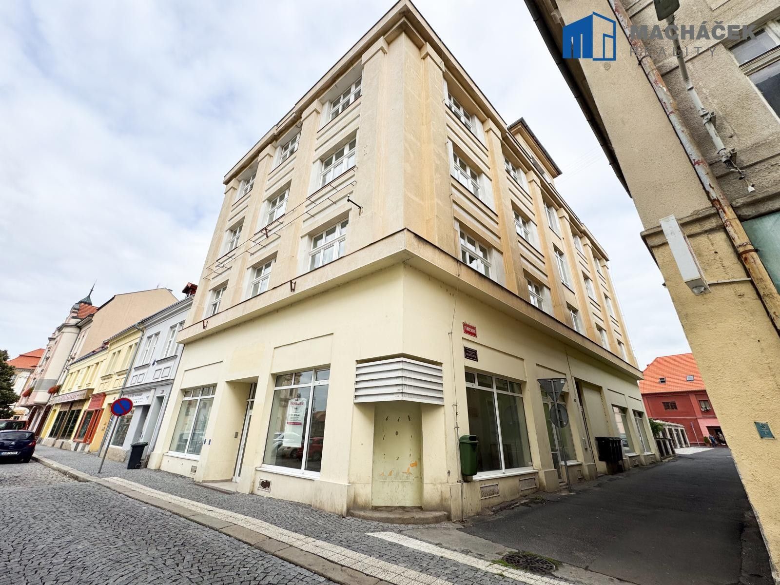 Pronájem byt 3+1 - Ferrerova, Duchcov, 110 m²