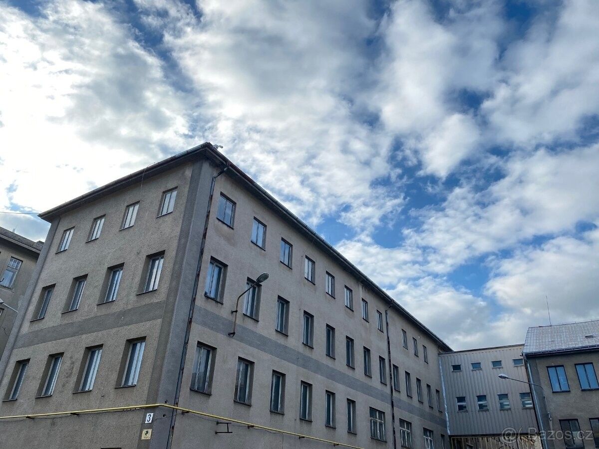 Pronájem obchodní prostory - Liberec, 463 11