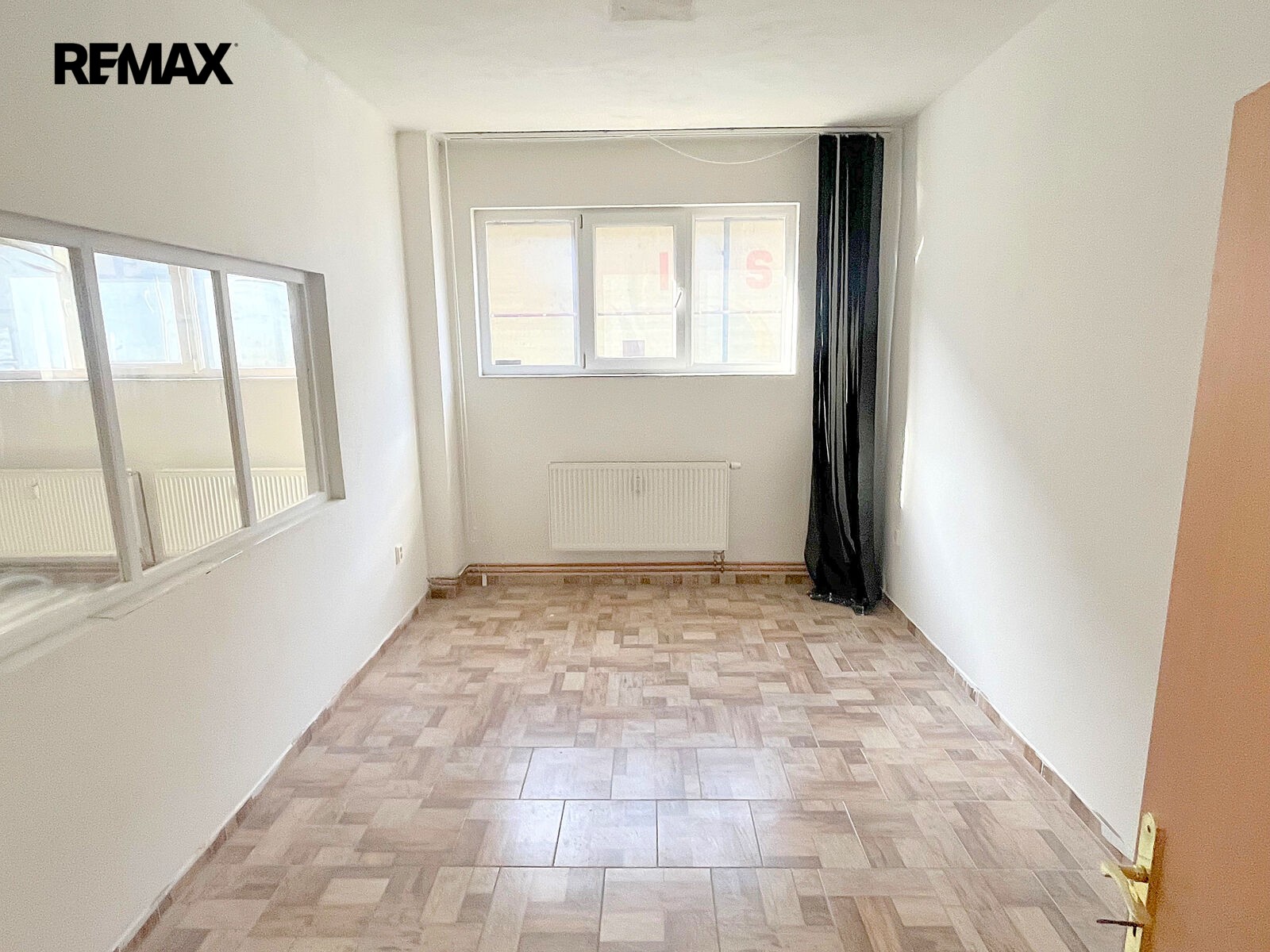 Pronájem sklad - Zengrova, Kolín IV, 196 m² - 5