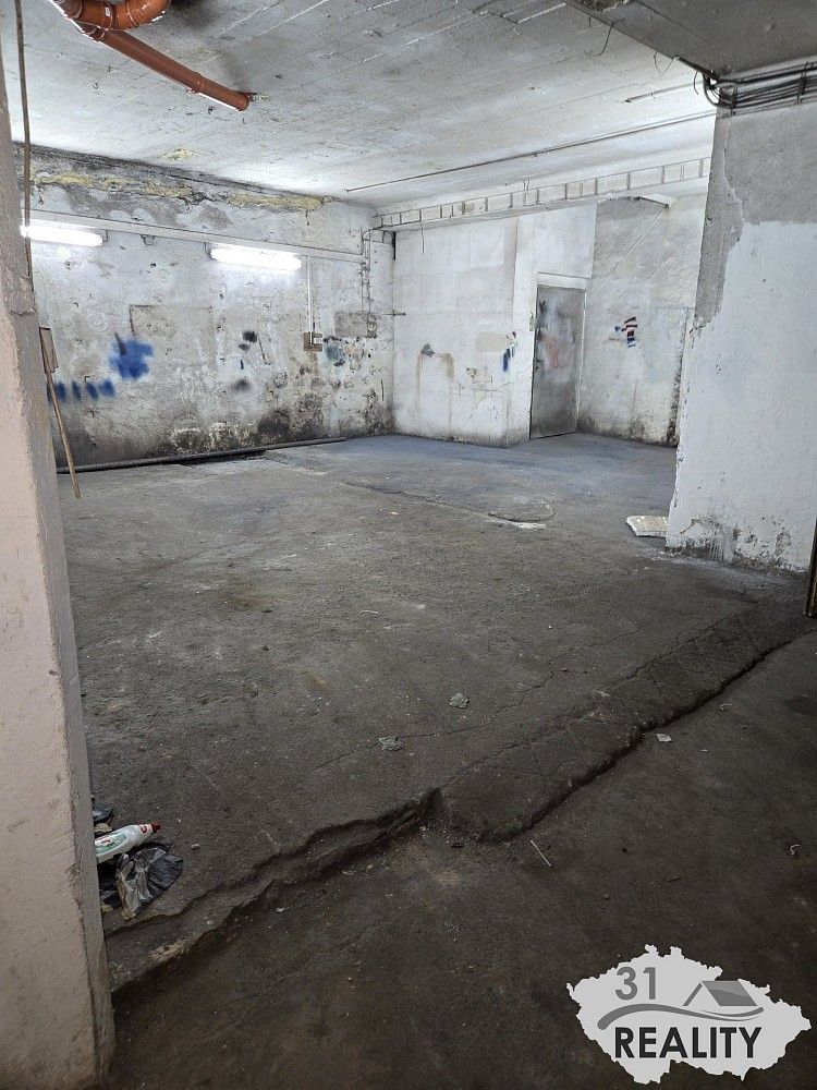 Pronájem sklad - Dr. E. Beneše, Slaný, okres Kladno, 160 m² - 5