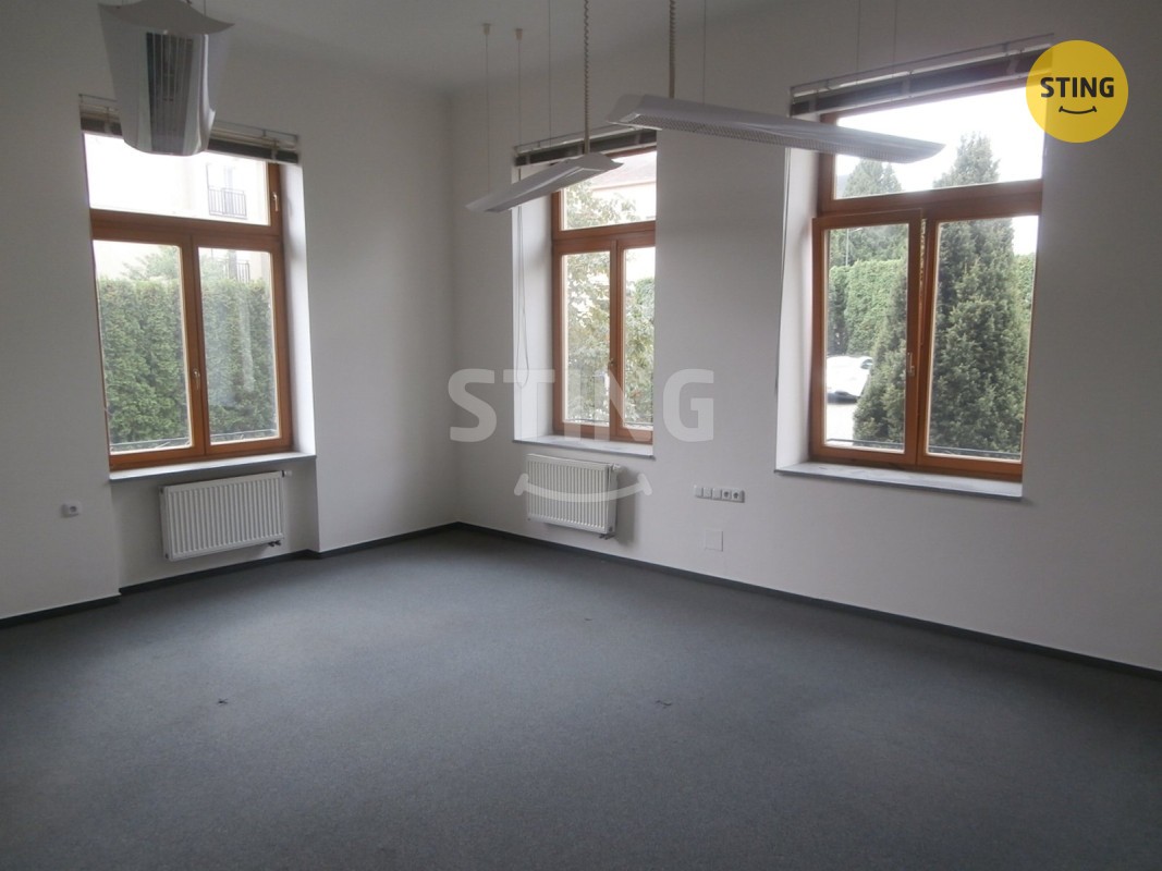 Pronájem kancelář - Janská, Opava Předměstí, 238 m² - 2