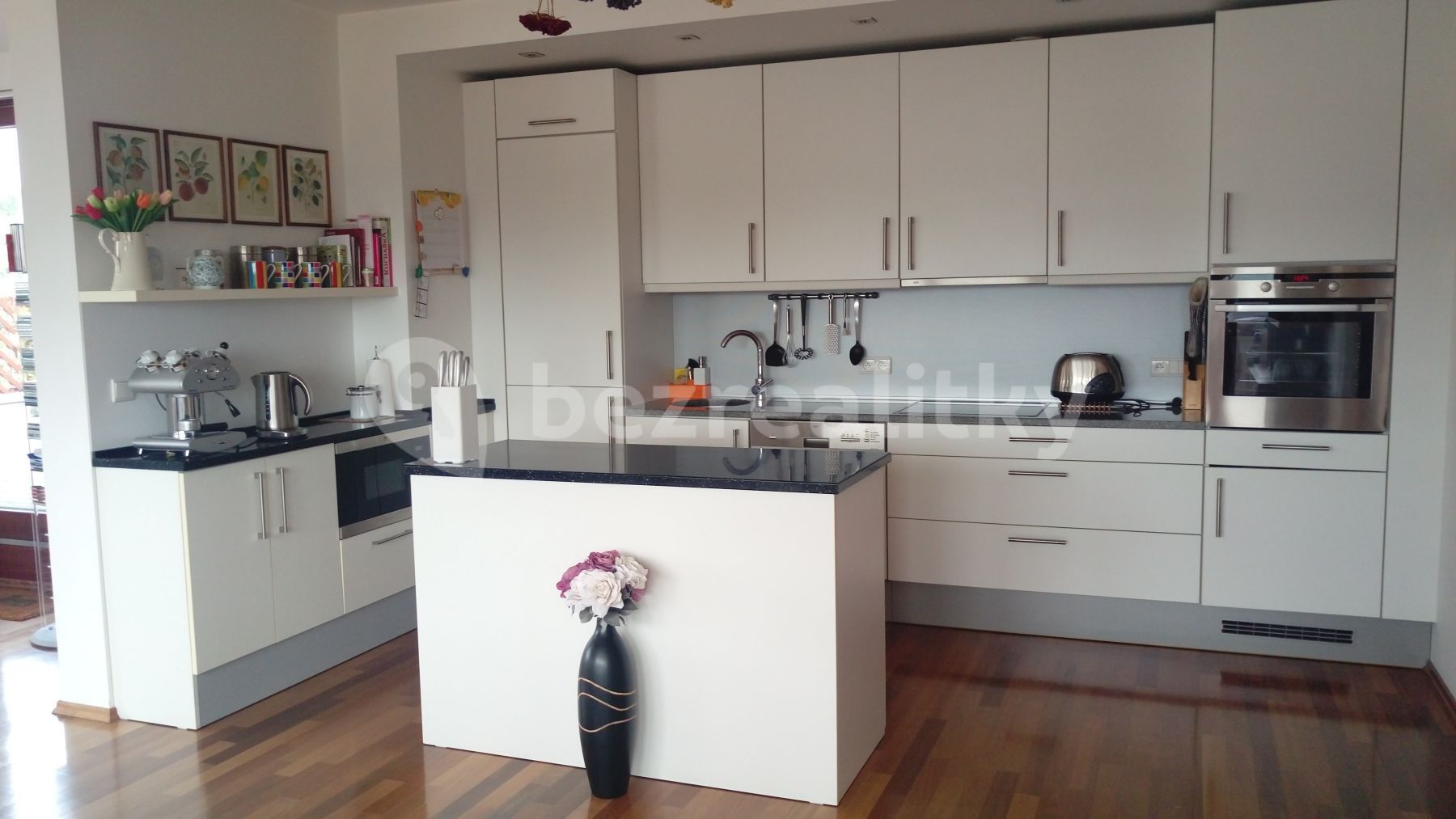 3+kk, Podnádražní, Praha - Vysočany, 98 m² - 1