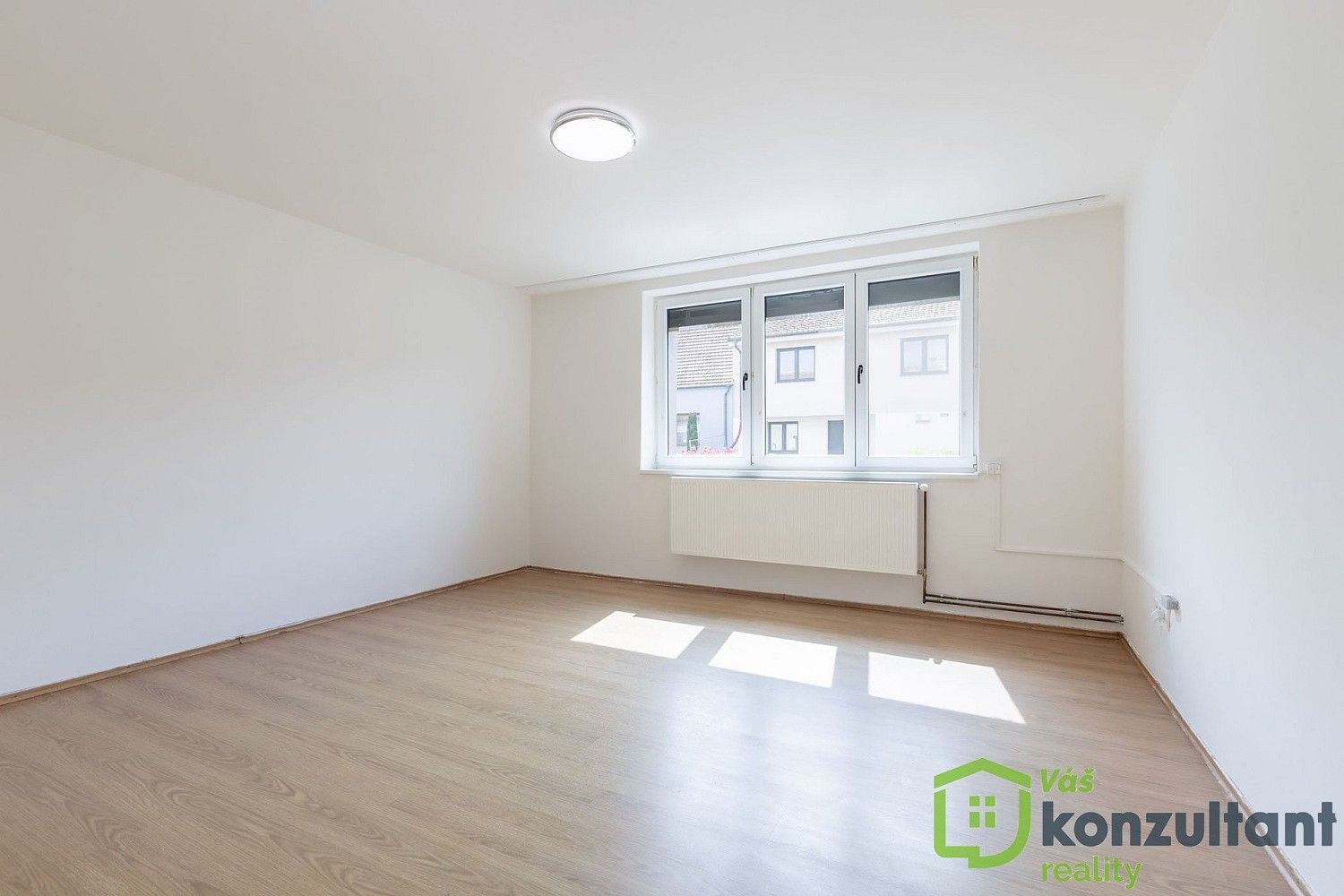 Prodej rodinný dům - Slíny, Velké Bílovice, okres Břeclav, 204 m² - 5
