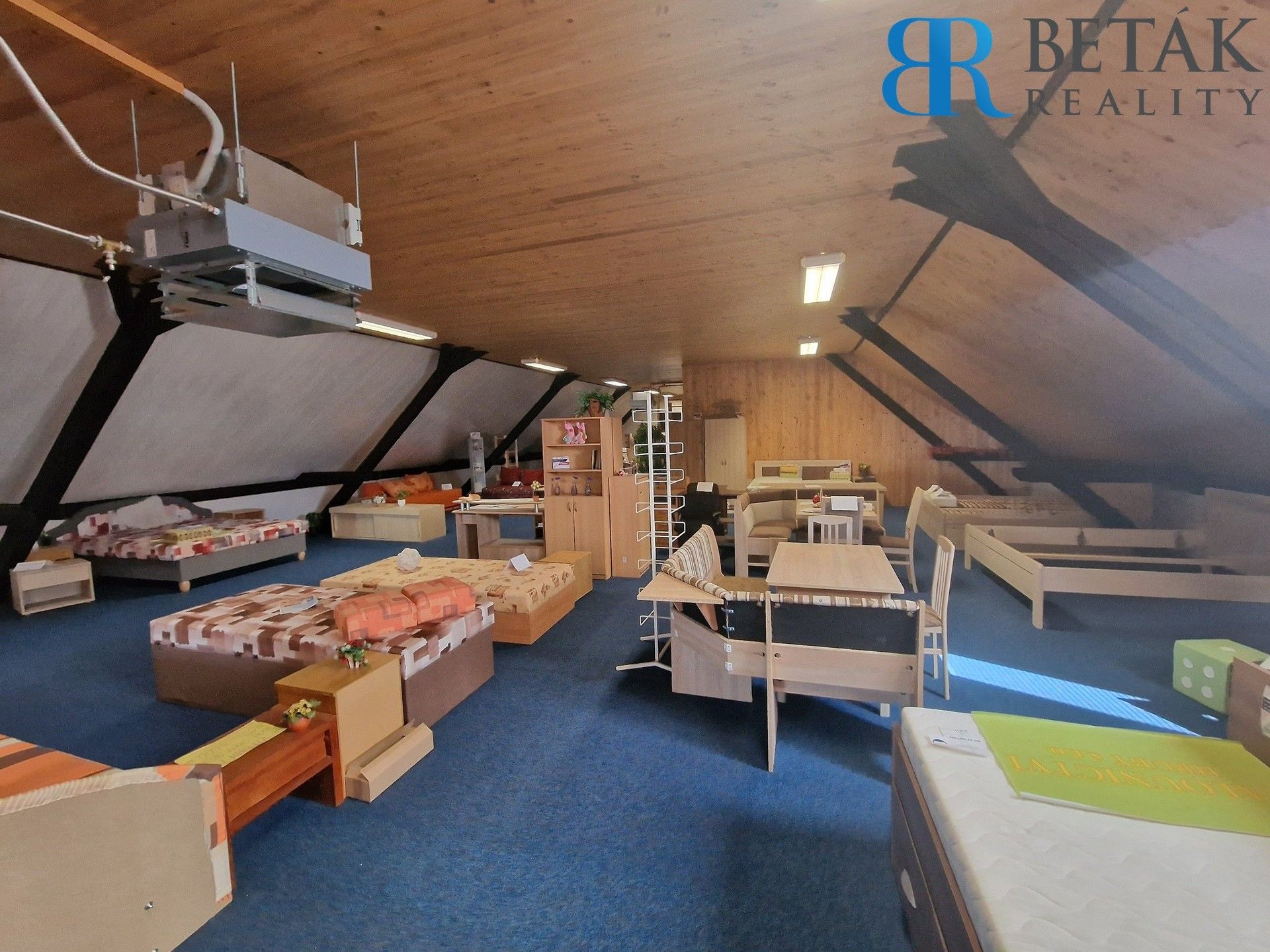 Obchodní prostory · 1 200 m² · 9. května 537, Horní Moštěnice - 3