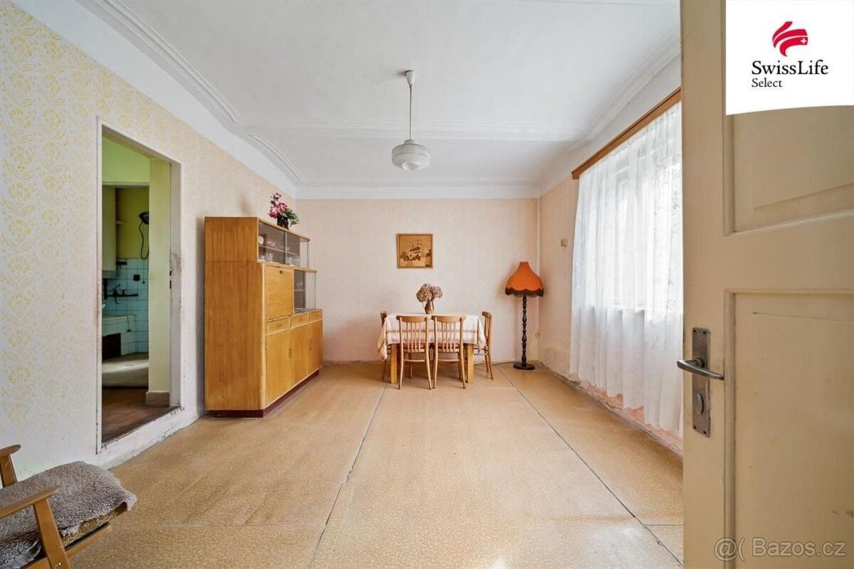 Rodinné domy, Jasenná, 552 22