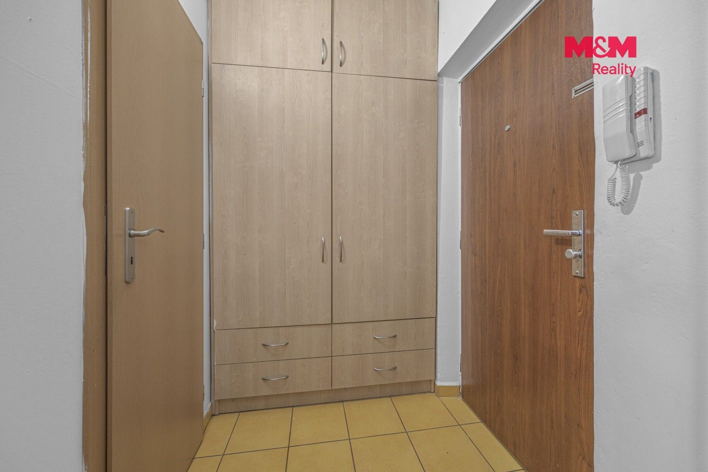 Pronájem byt 1+kk - Gagarinova, Hradec Králové, 31 m² - 5