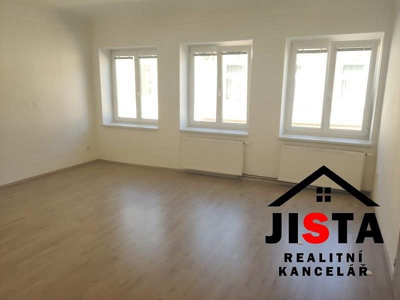 2+kk, Šternberk, okres Olomouc, Olomoucký kraj, 70 m² - 2