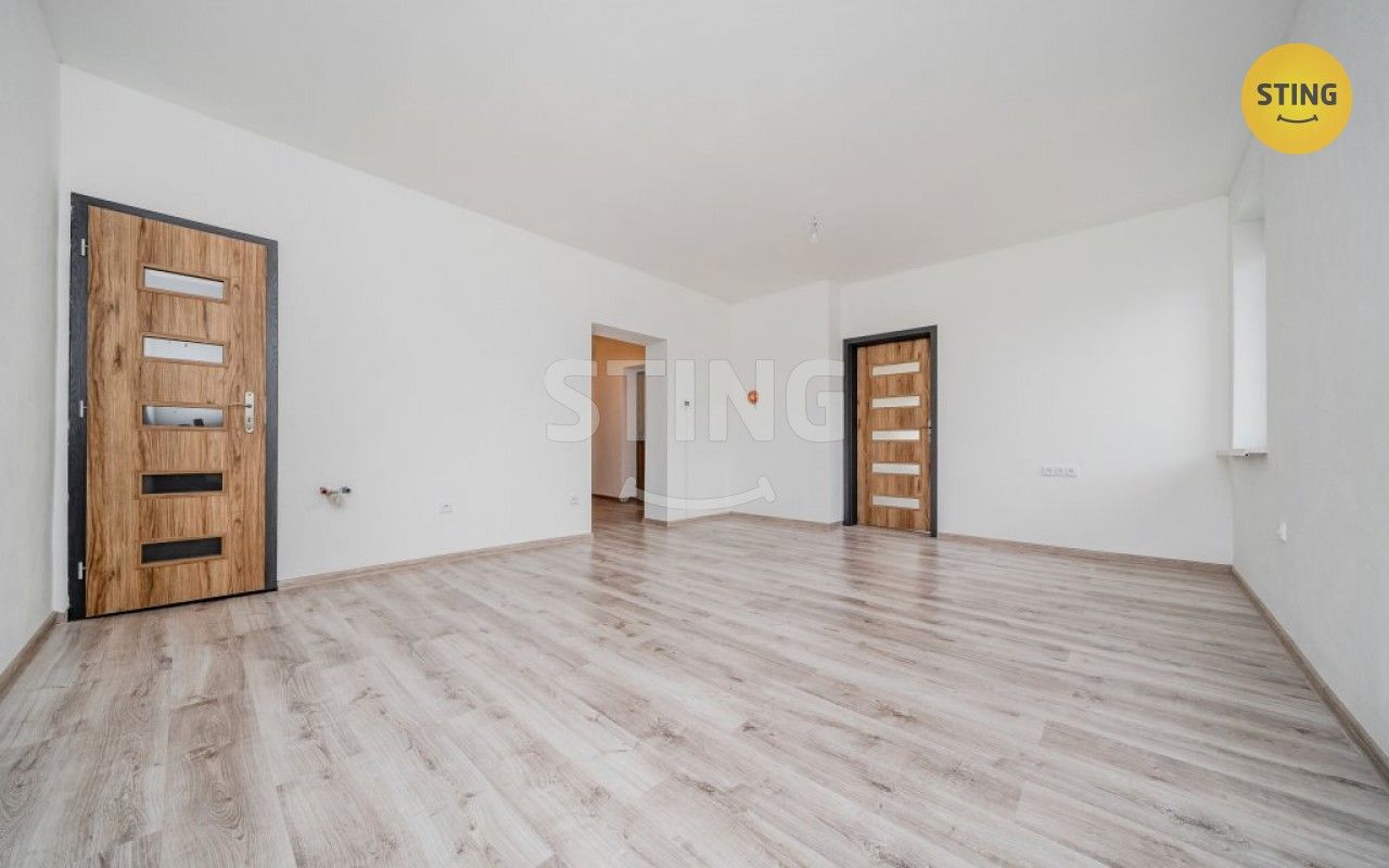 3+kk, Frýdek, Frýdek-Místek, 90 m²