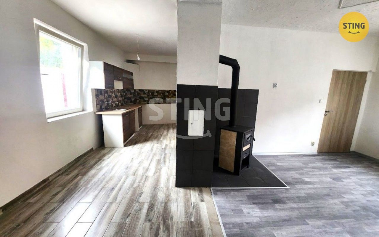 Prodej rodinný dům - Zlobice, 130 m²