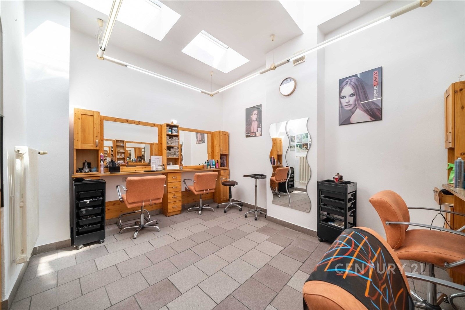 Obchodní prostory, Bezručova , Plzeň Vnitřní Město, 55 m² - 1