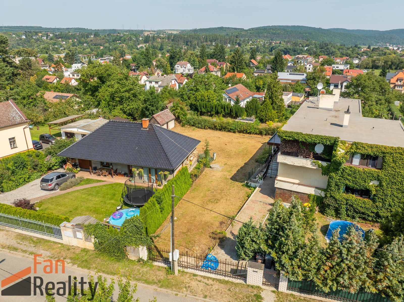 Prodej pozemek pro bydlení - Řevnice, 692 m²