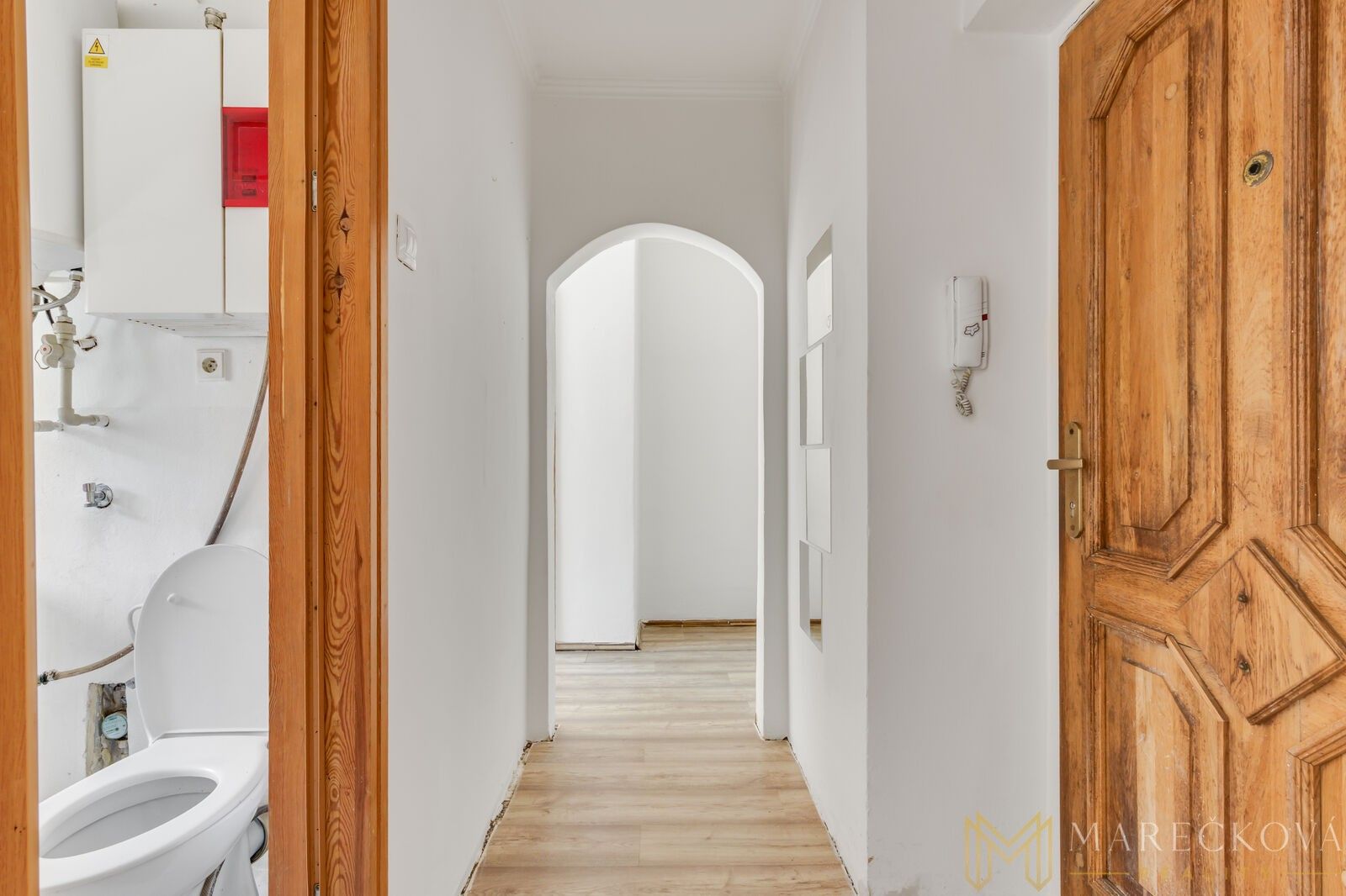 Prodej byt 2+1 - Husova třída, Holýšov, 37 m² - 5