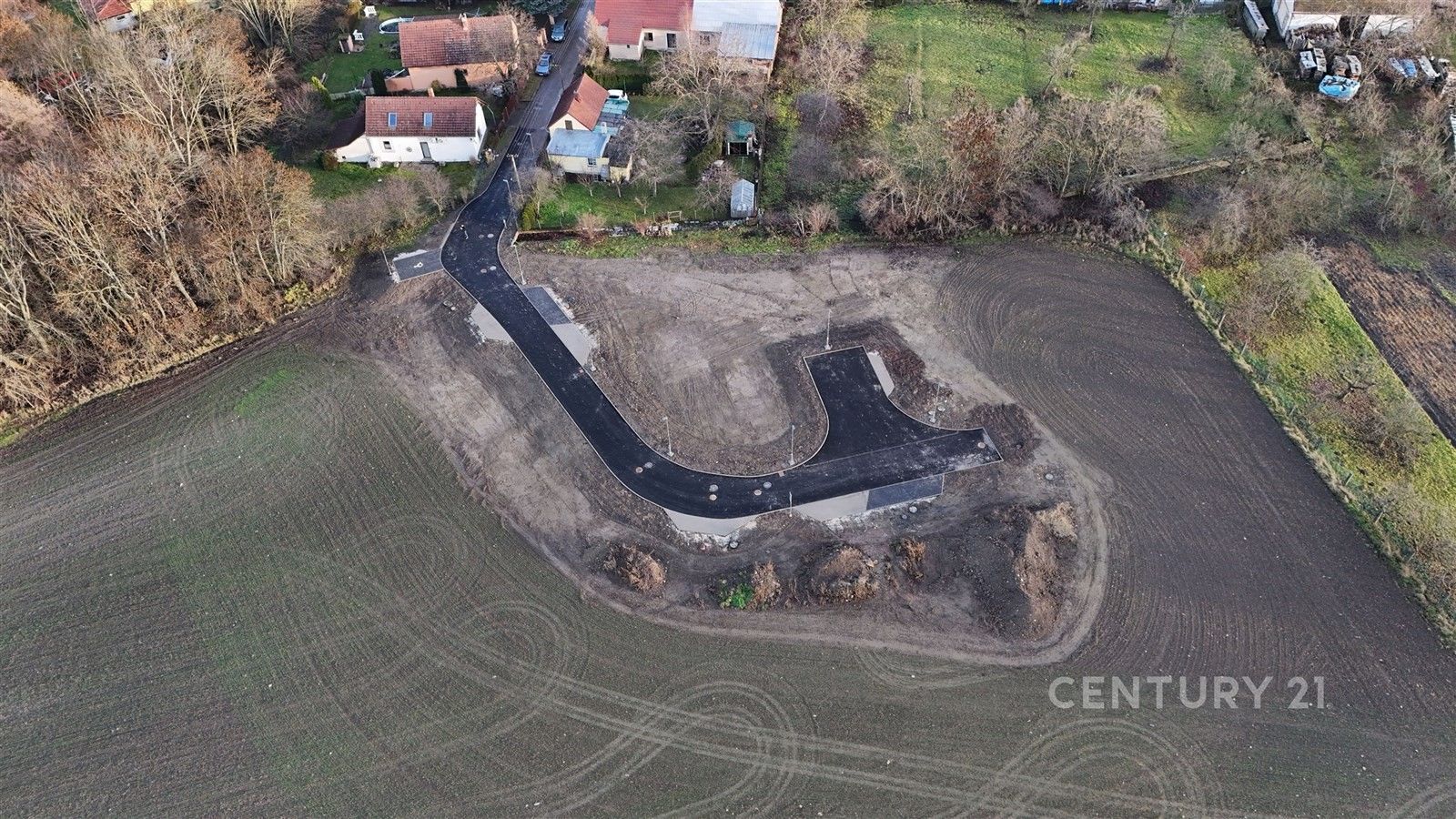 Prodej pozemek pro bydlení - Kozašice, Jankovice