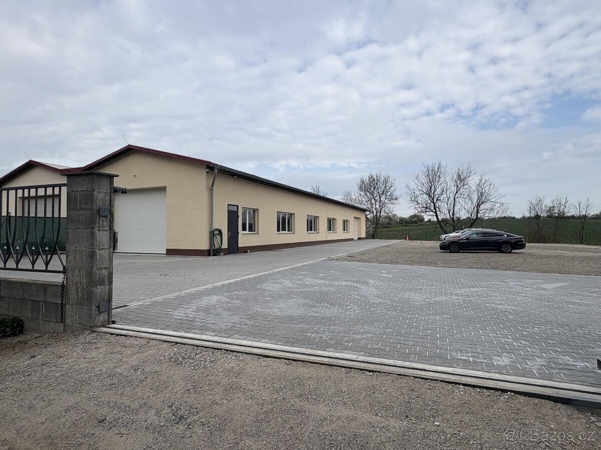 Sklady, Buštěhrad, 273 43