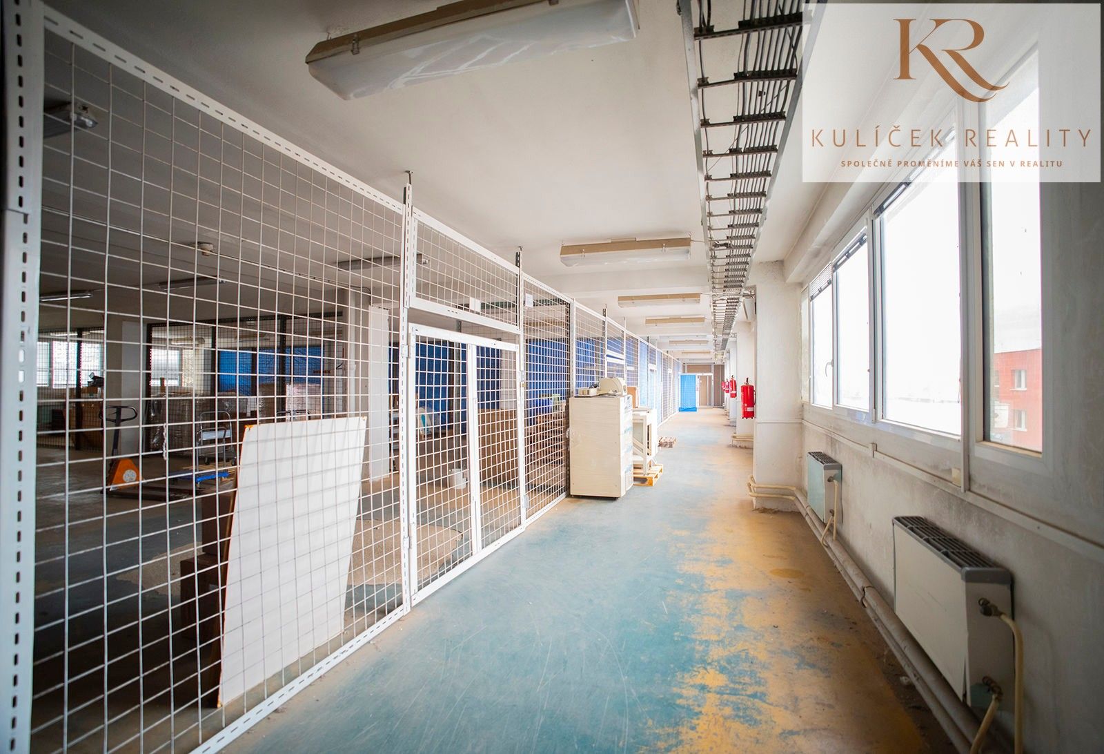 Pronájem sklad - Ve žlíbku, Praha, 456 m²