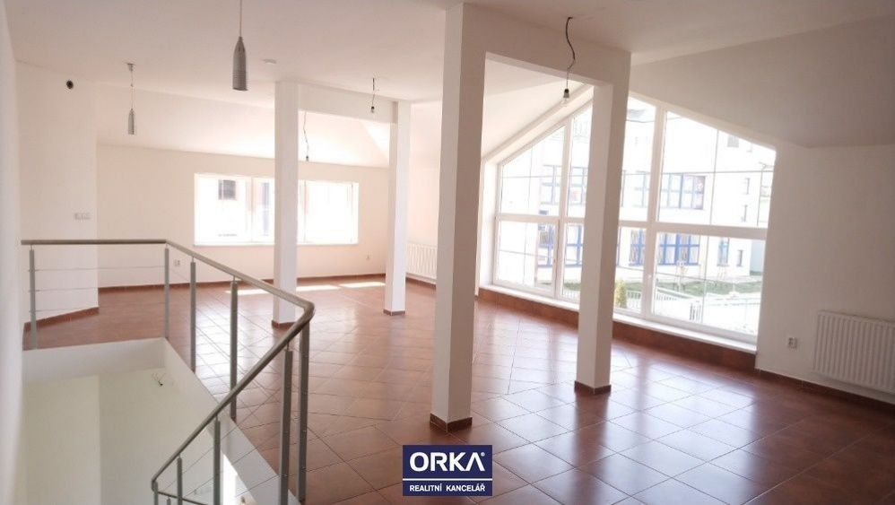 Pronájem obchodní prostory - Zábřeh, 789 01