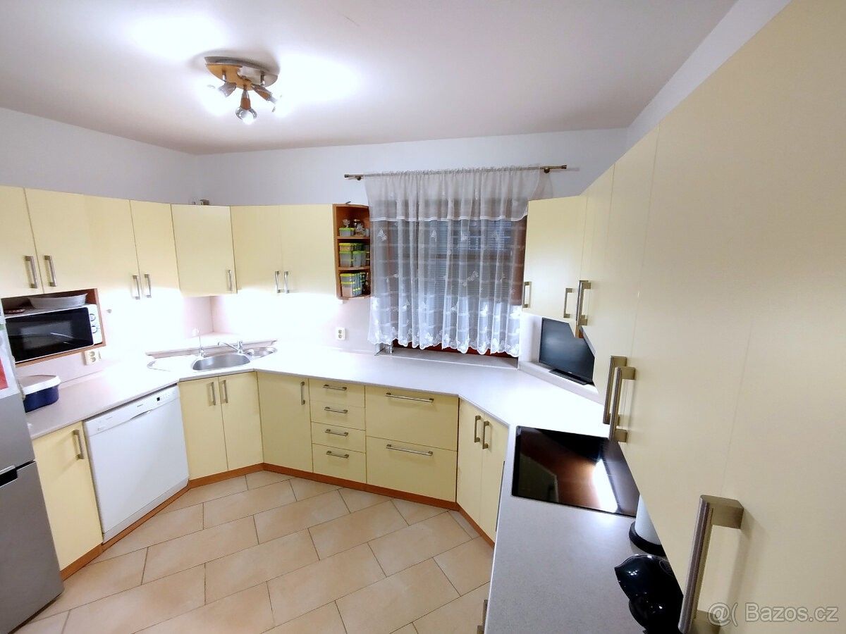 Prodej rodinný dům - Hradec Králové, 503 32