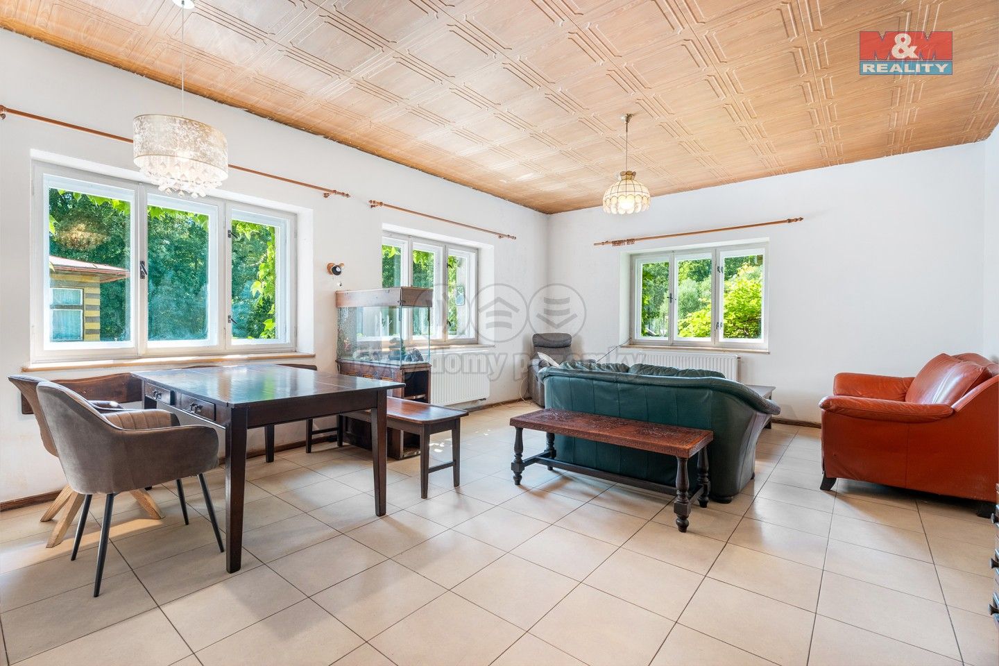 Prodej rodinný dům - Loukov, Háje nad Jizerou, 180 m²