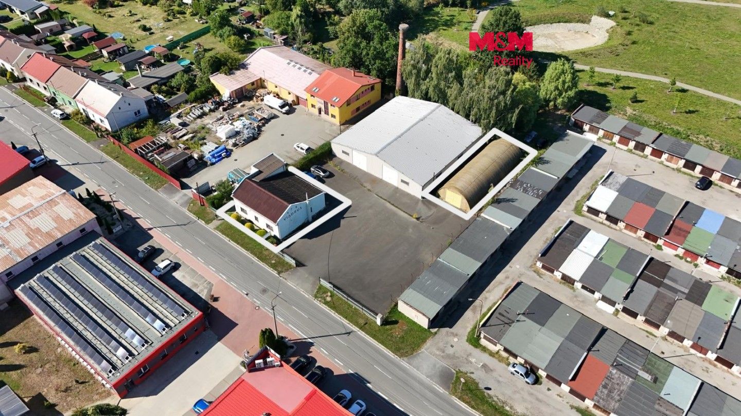 Obchodní prostory, Čs. armády, Bohumín, 349 m² - 1