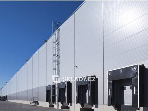 Sklady, Hrušky, 2 m²