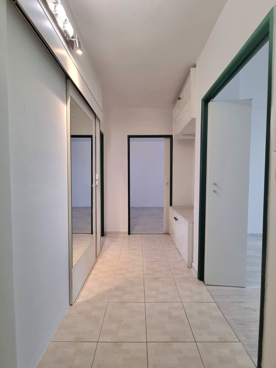 Pronájem byt 3+kk - Bělehradská, Pardubice, 62 m²