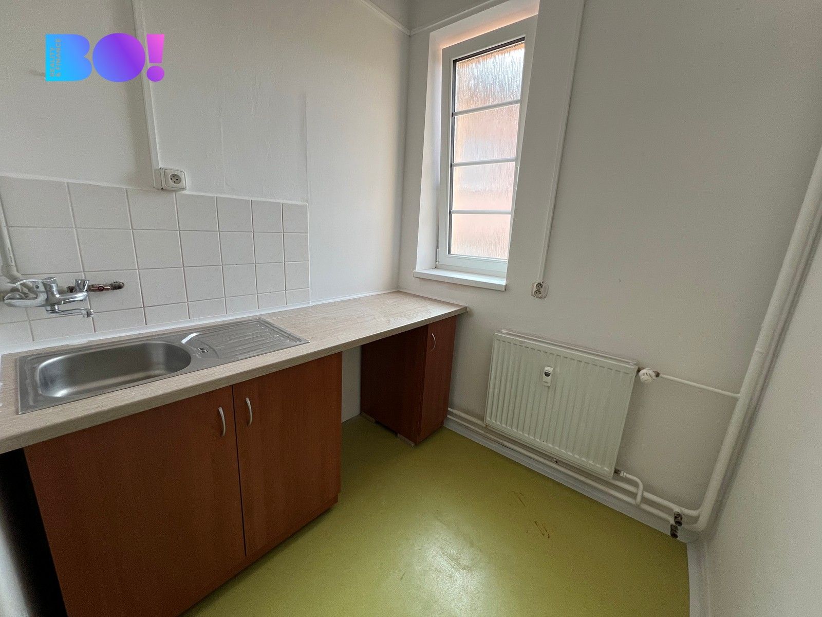 Pronájem kancelář - nám. Míru, Třinec, 44 m²