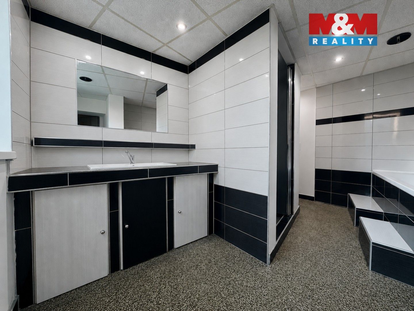 Rodinné domy, Červený Hrádek, Jirkov, 306 m² - 2