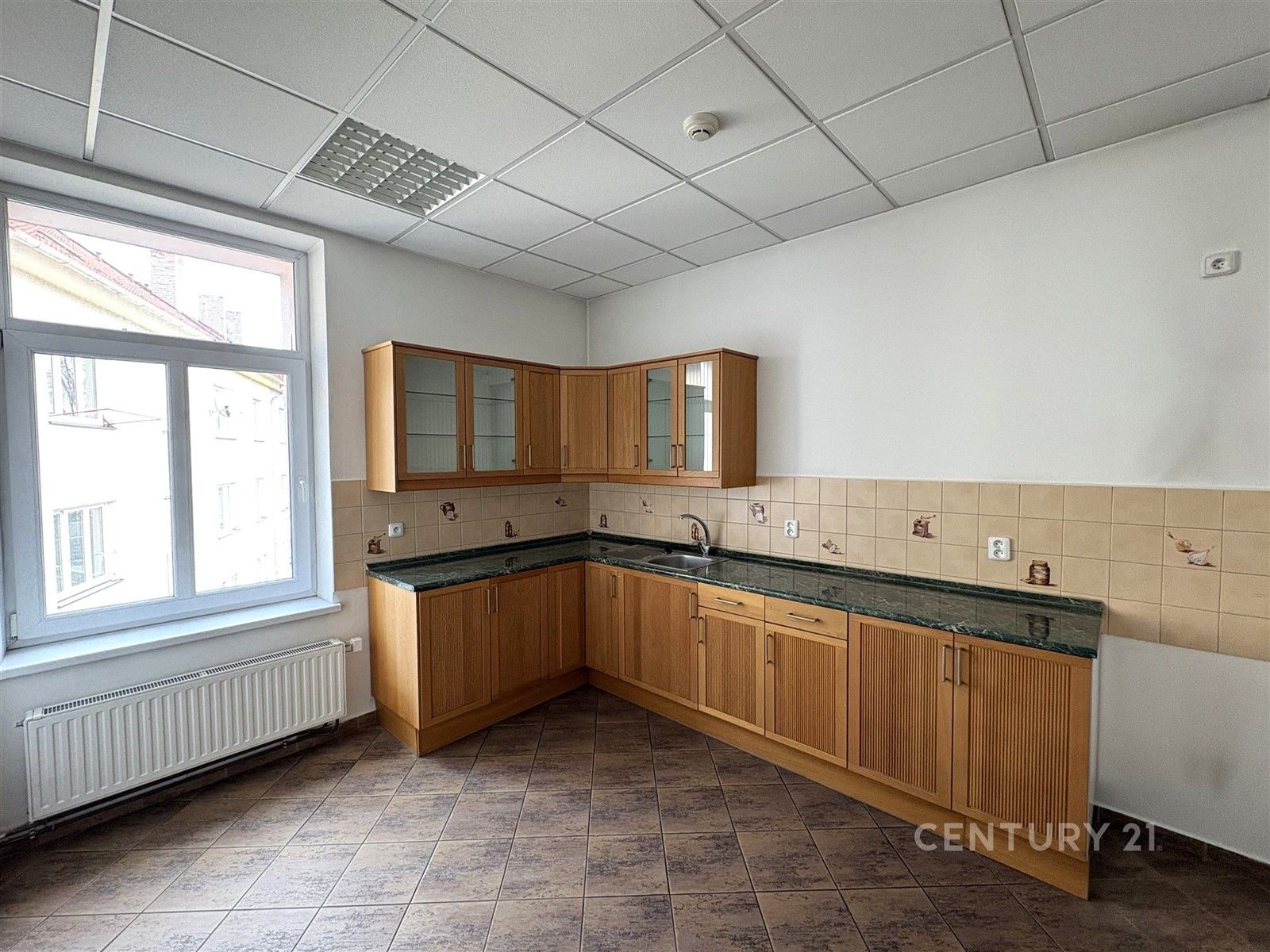 Pronájem kancelář - Nádražní 1100, Frýdek-Místek, 210 m²