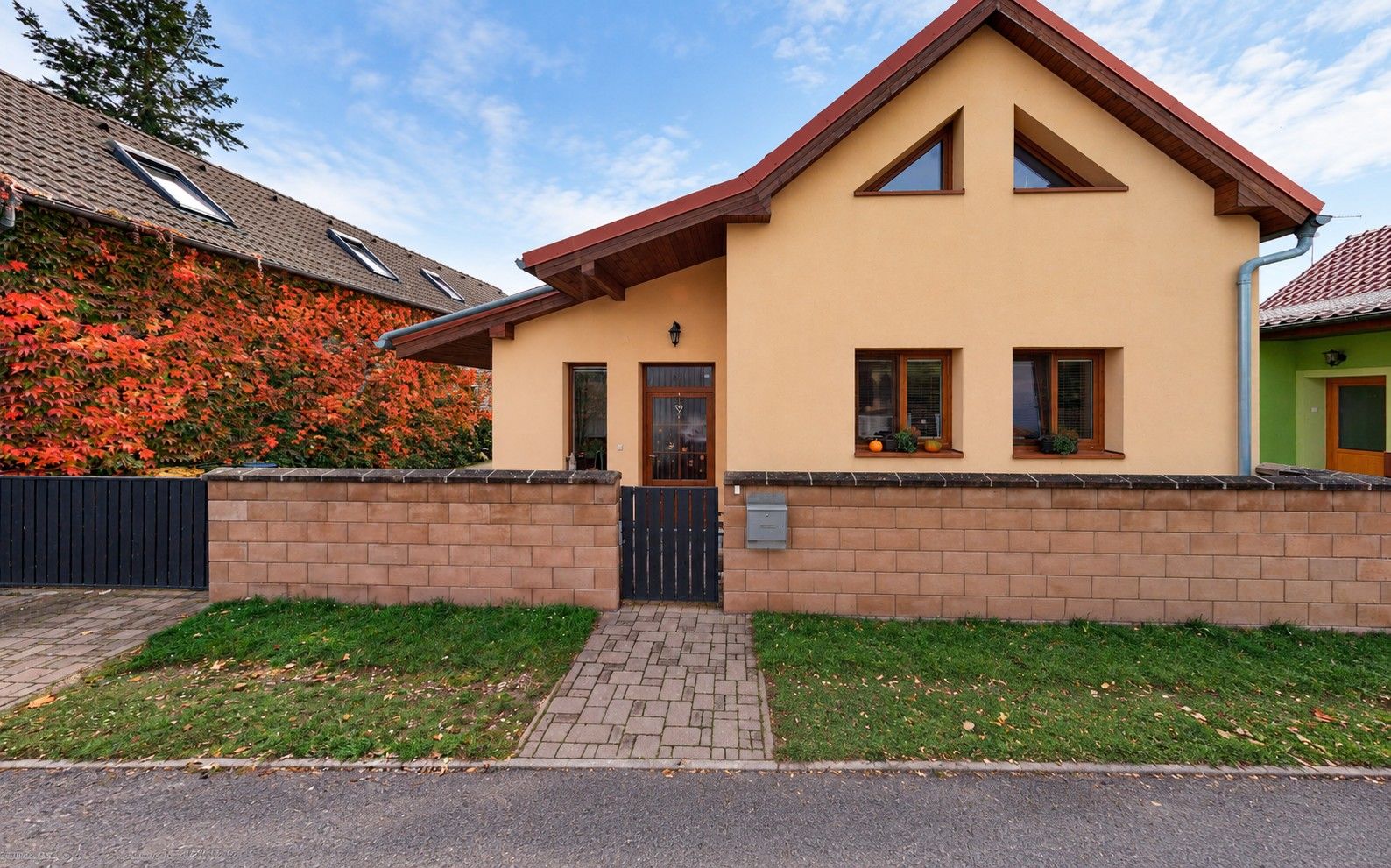 Rodinné domy, Ratenice - Ratenice, Středočeský kraj, 152 m² - 1