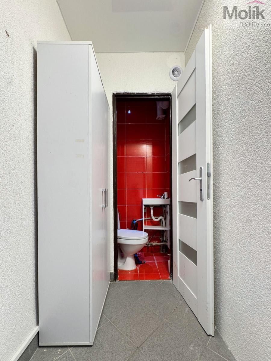 Obchodní prostory · 17 m² · U Stadionu, Most - 4