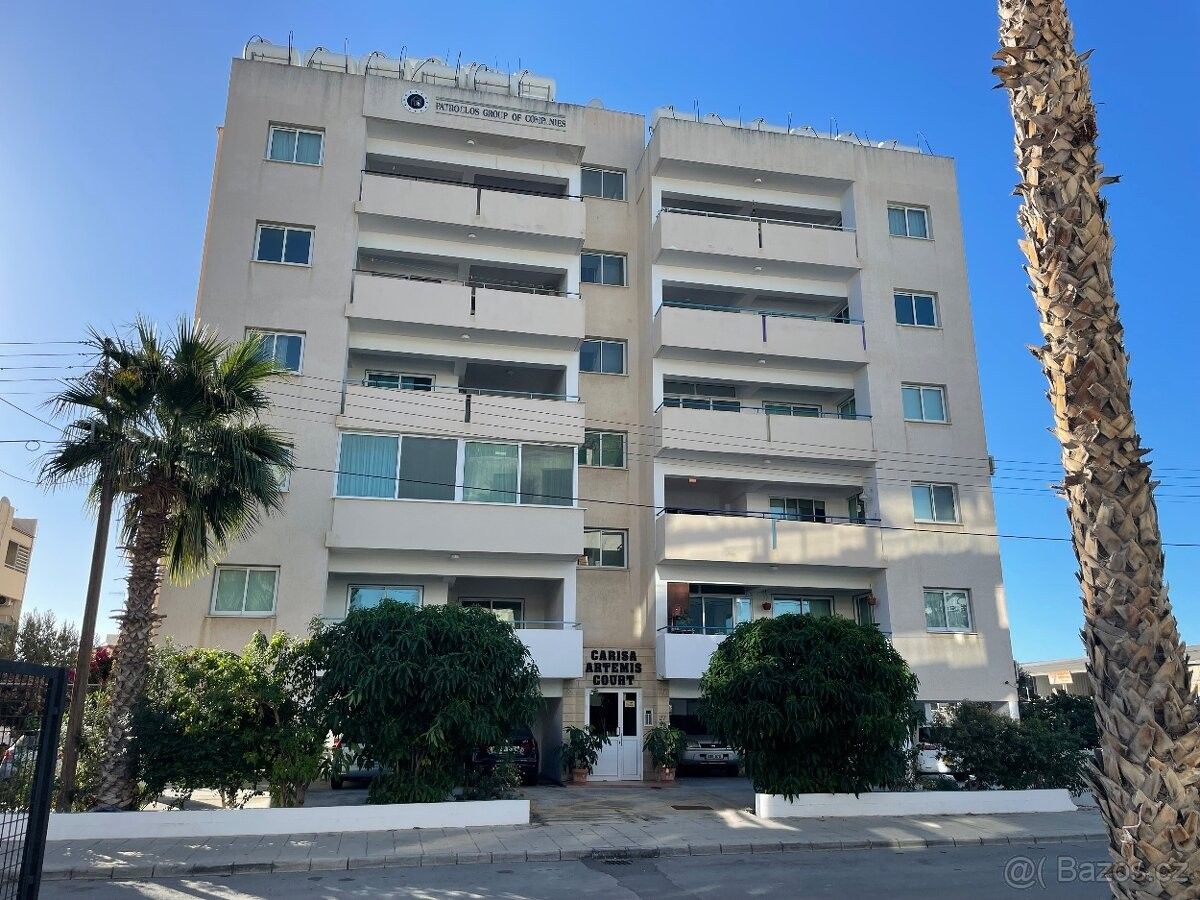 Byty, 987 66, Zahraničí