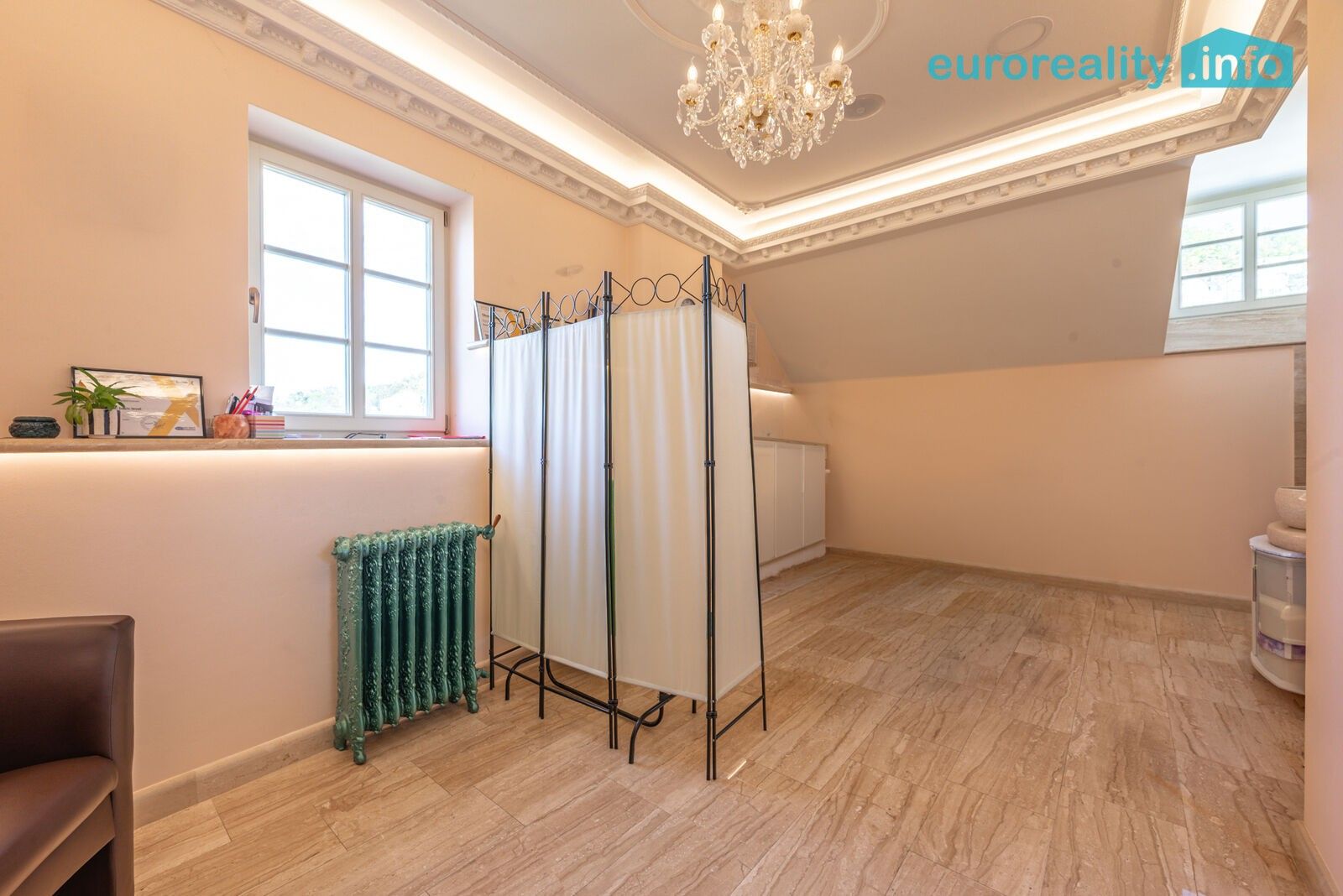 Obchodní prostory, Zámecký vrch 423, Karlovy Vary, 20 m² - 1