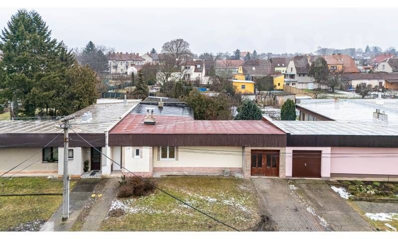 Rodinné domy, 1. máje 785, Podivín, 200 m²